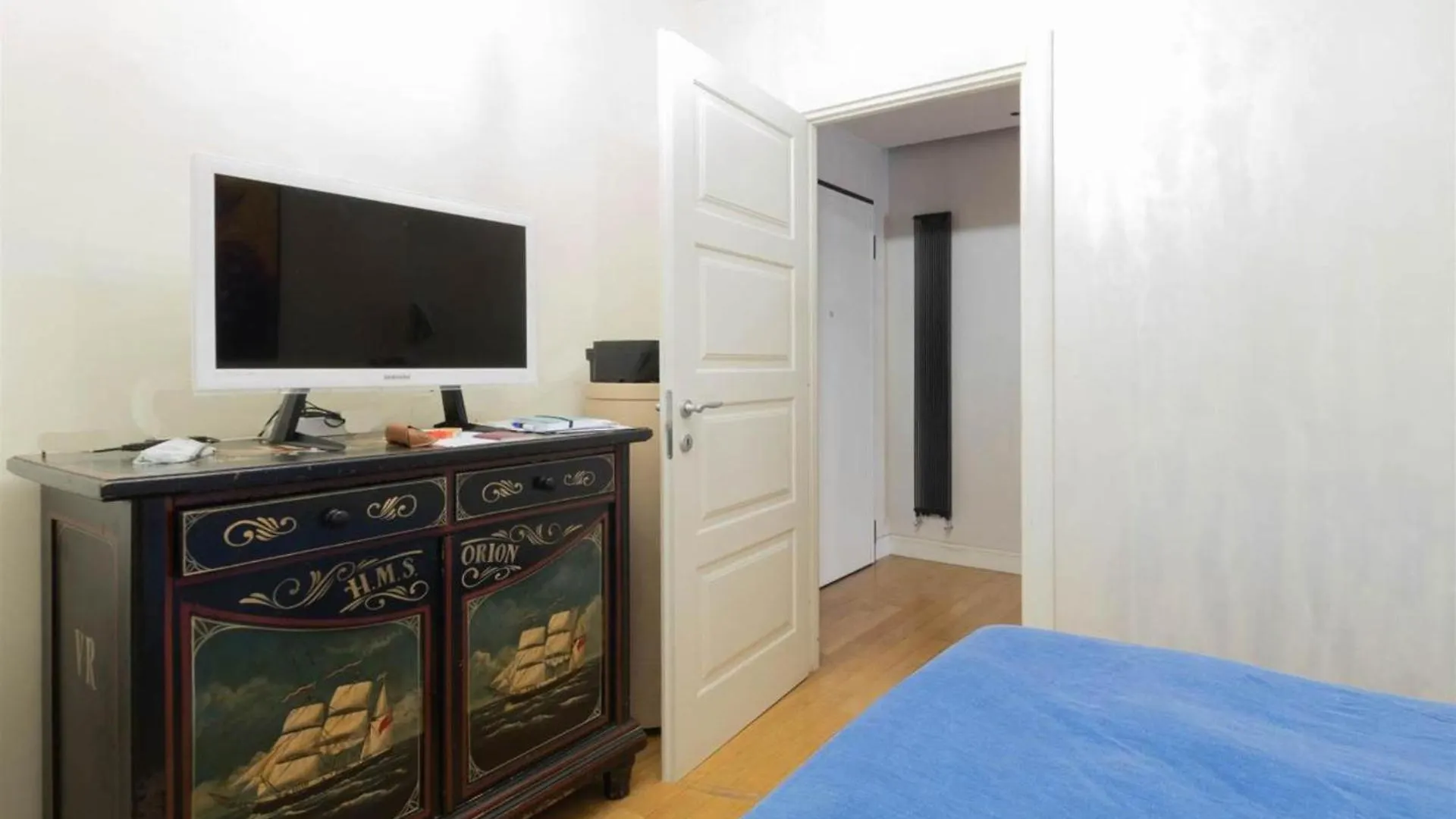 Beautiful 1-Bed Apartment In Roma  Rome