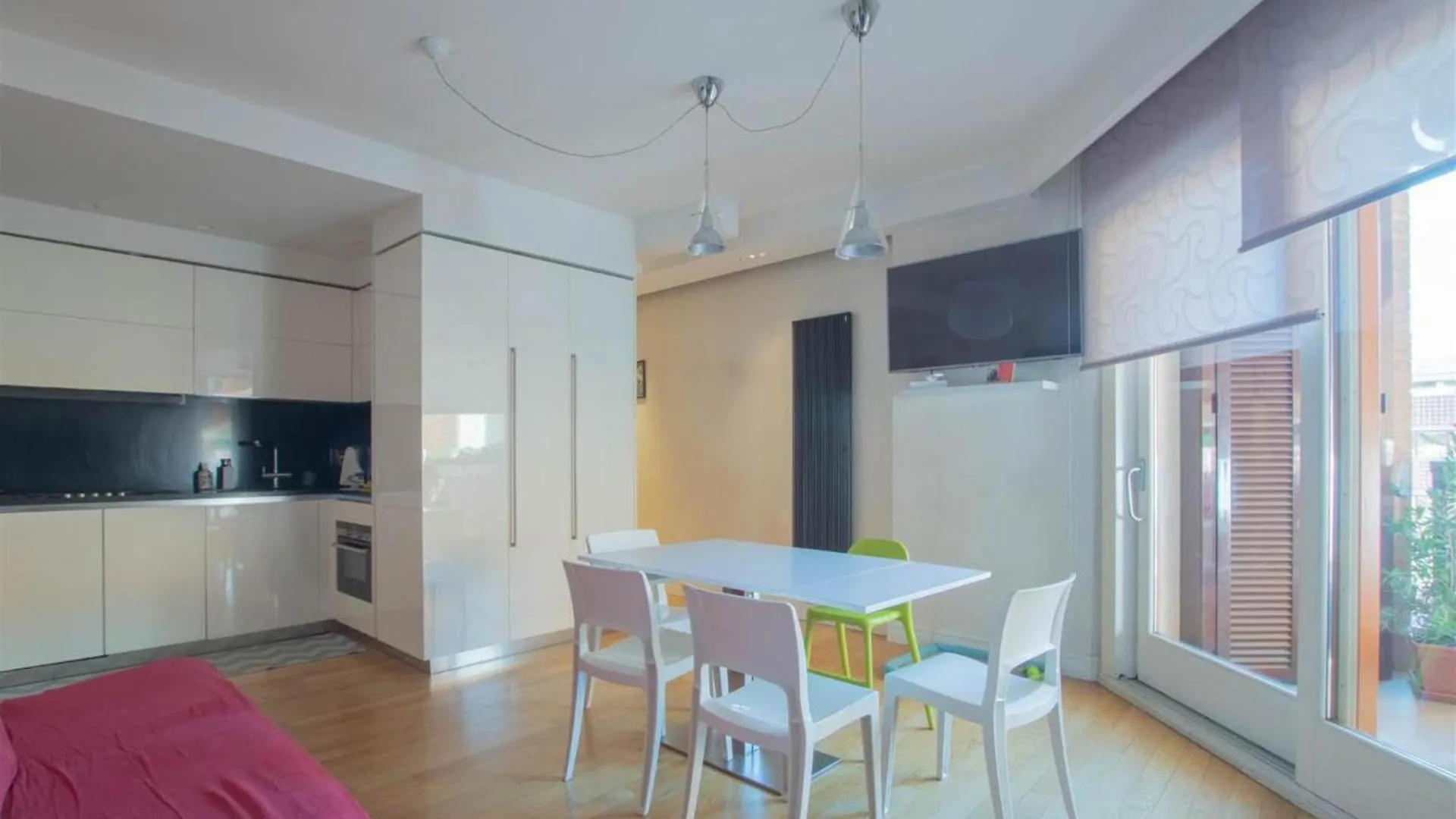 Beautiful 1-Bed Apartment In Roma
